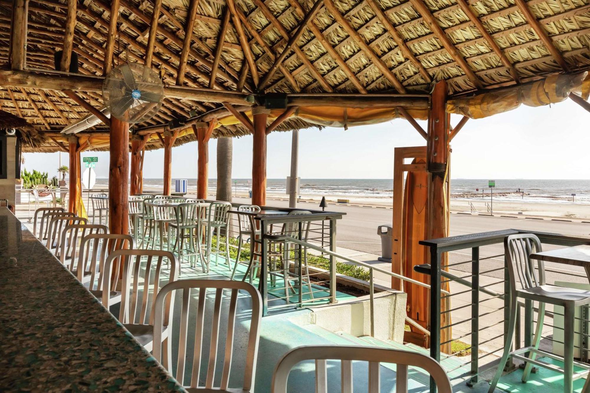 Doubletree By Hilton Galveston Beach Kültér fotó